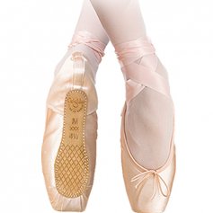 Russian Pointe Entrada Pro U Cut Drawstring Shank Soft Medium Pointe Shoe RUSEPDFS 90.00